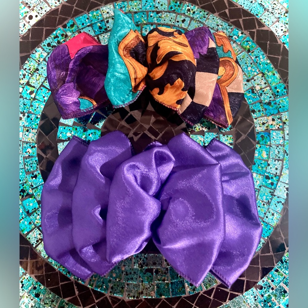 Vintage Late 80s-Early 90s gathered fabric snap hair barrettes